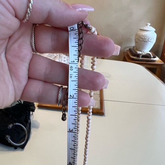 Beaded Pendant Necklace - Picture 5 of 6